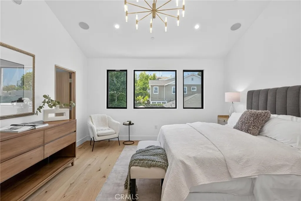 1007 S Prospect Ave, Redondo Beach, California 90277 home-pic-34